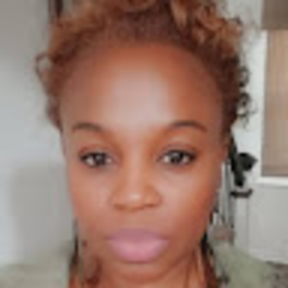 Meet your Posher, Queen